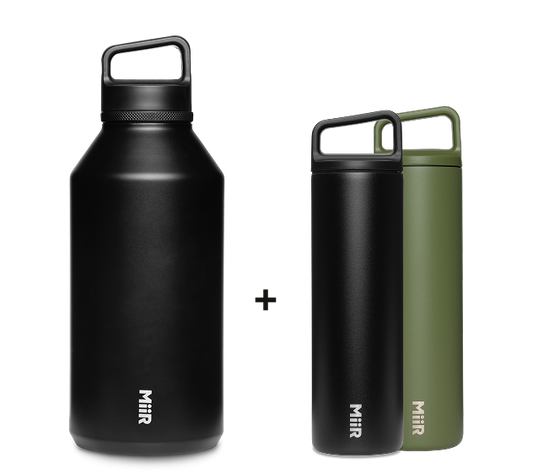 64oz-wm-bottle-2x-20oz-wm-bottles-u6 64oz-bundle-02_1_18b15d87-3696-46e8-b17a-5e1130138654.png