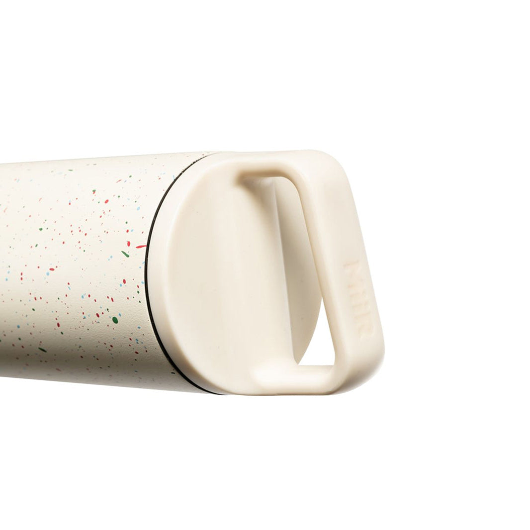 64oz-wm-bottle-1x-20oz-wm-bottle-d8 WebPDP-20oz_Wide_Mouth_Bottle_Party__WMB2SV20230_x2Studio_45deg.jpg
