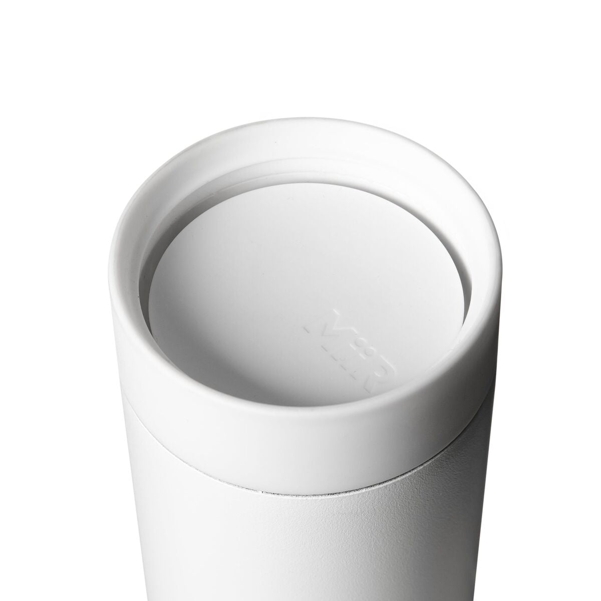 360-lid-n6 WebPDP-360_Lid_White__3602PNWM001_X2Studio_Closeup_Open.jpg