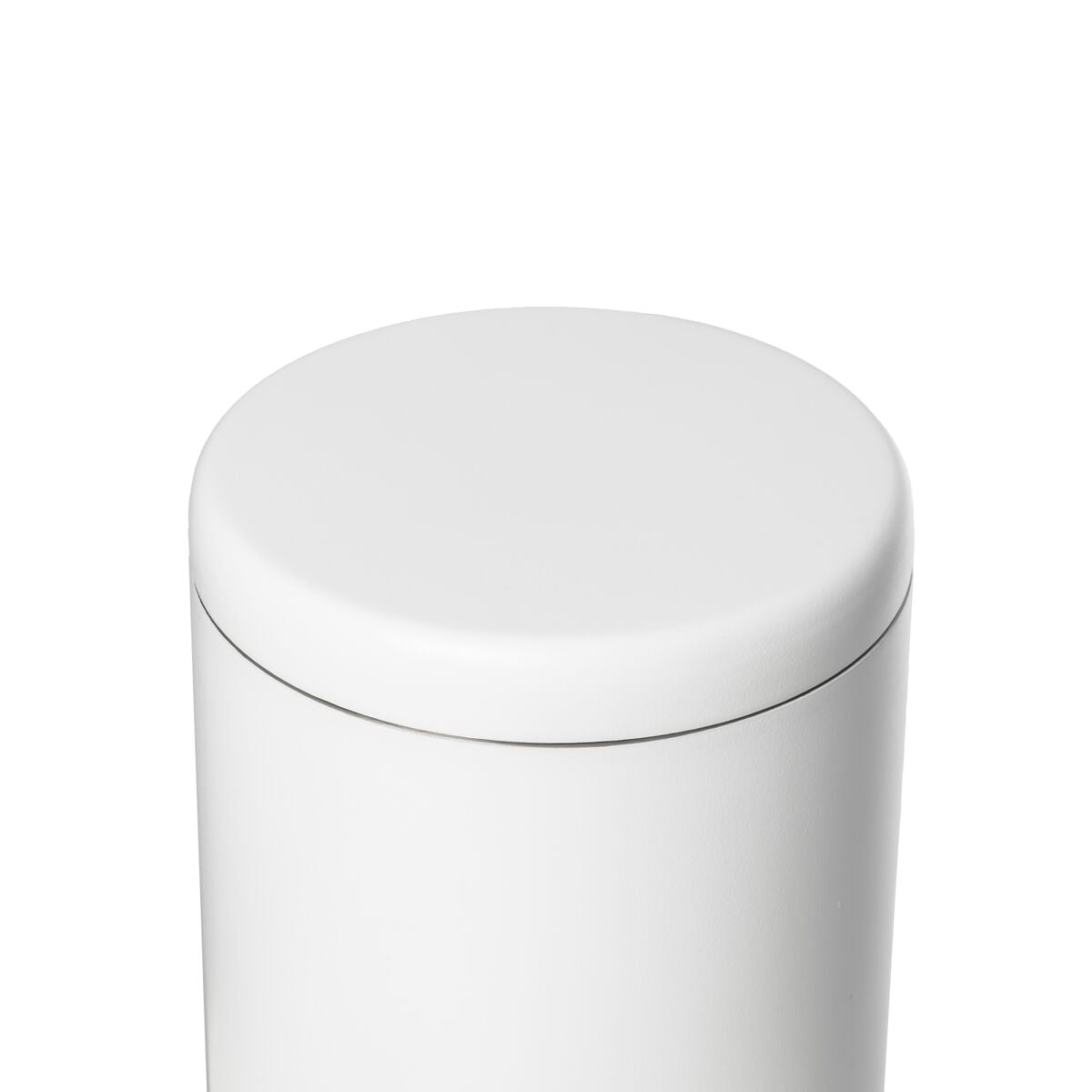 airlock-coffee-canister-p5 WebPDP-Airlock_Coffee_Canister__ACN2SVOS001_White_X2Studio_45_Deg_Lid_On.jpg