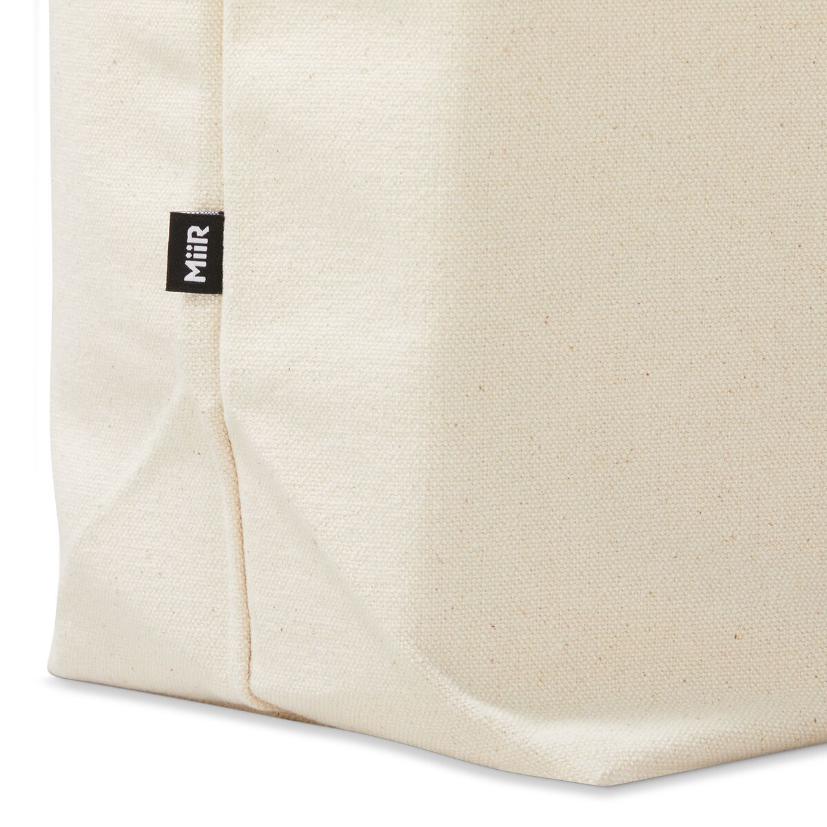 everyday-canvas-tote-e7 WebPDP-Everyday_Canvas_Tote_Studio__TOT001_Detail__TOT001223OS.jpg