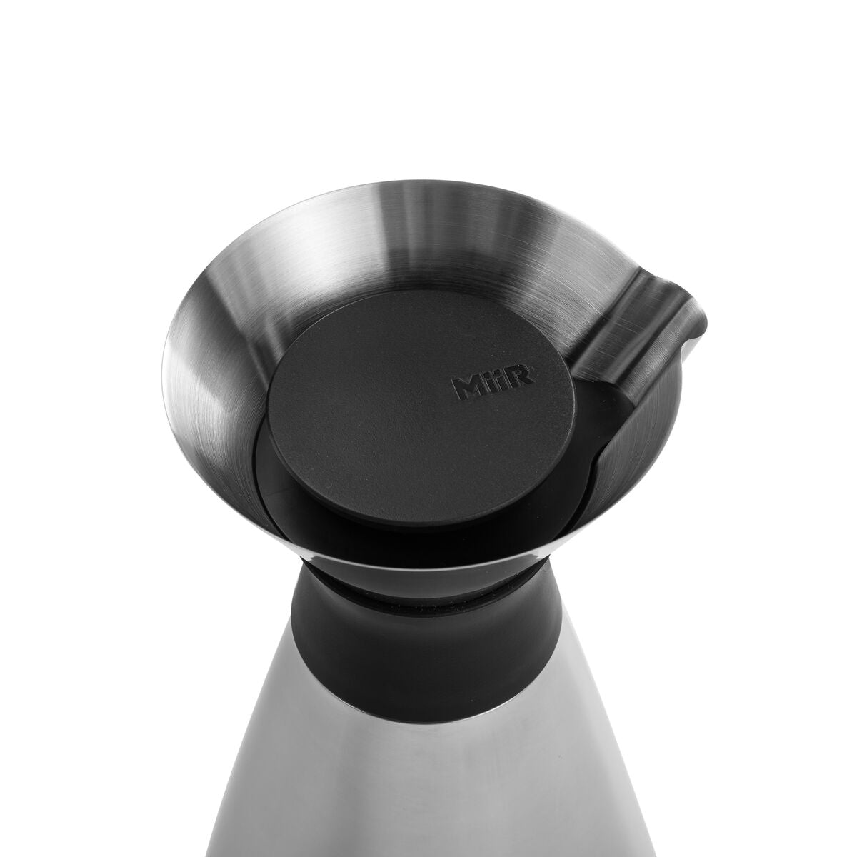 new-standard-carafe-m1 WebPDP-PolishedStainlessCarafe_33oz_SS_StudioX207182024_45degree__CAR1SVOS005.jpg