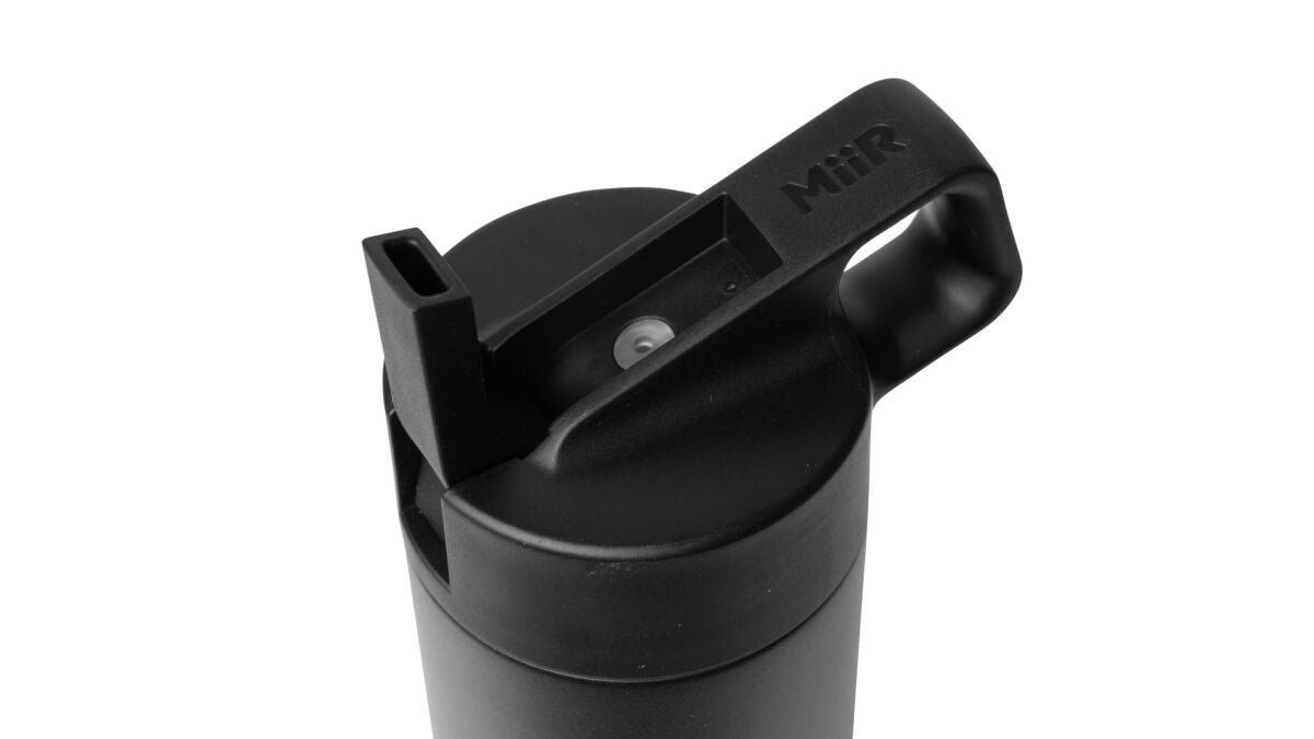 straw-bottle-x7 WebPDP-Straw_Lid_2_Black_Studio_0221_45deg_Open__WMB1SL20002.jpg